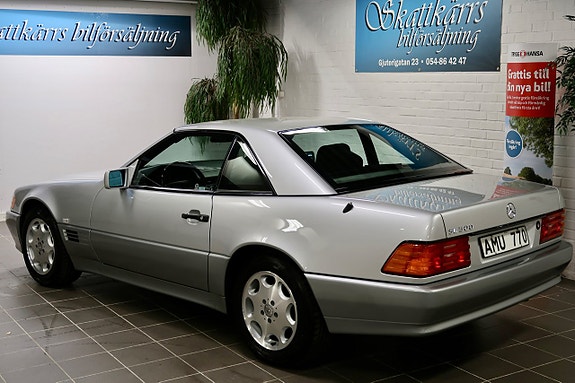 Mercedes-Benz SL500 10 of 20