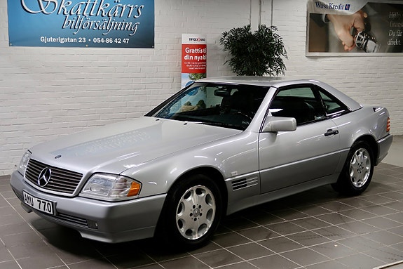 Mercedes-Benz SL500 9 of 20