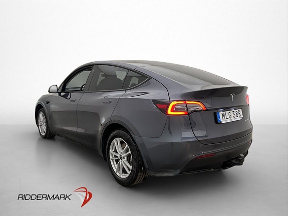 Tesla Model Y 6 of 30