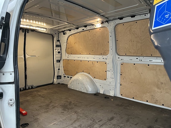 Mercedes-Benz Vito 114 13 of 30