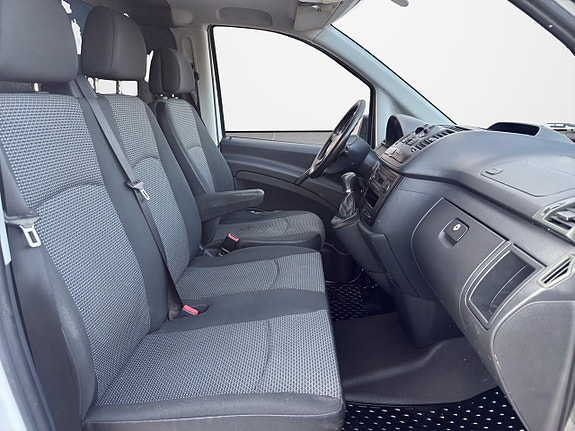 Mercedes-Benz Vito 113 12 of 15