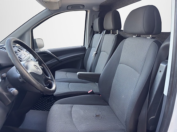 Mercedes-Benz Vito 113 10 of 15