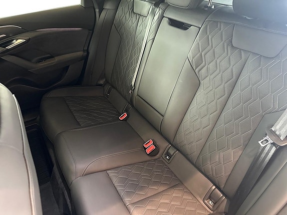 Audi A6 13 of 14