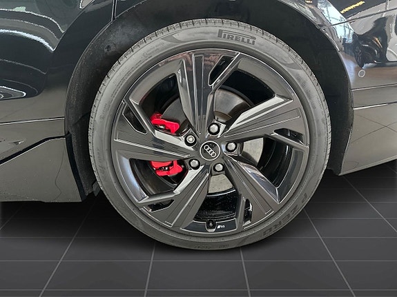 Audi A6 e-tron 9 of 14