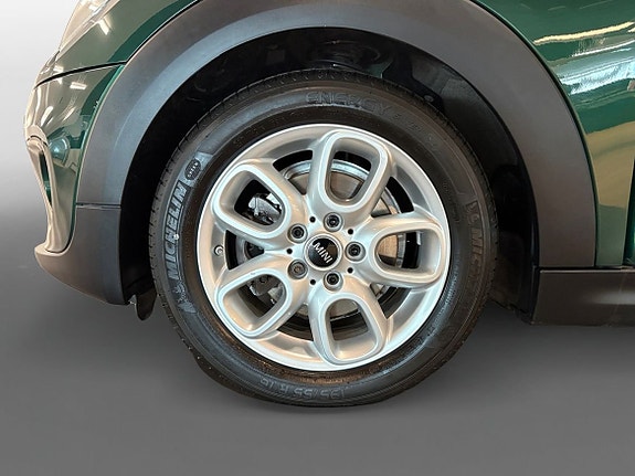 MINI Cooper 14 of 15