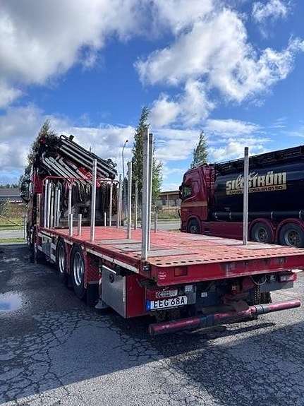 Volvo FH500 8x4 8 of 11