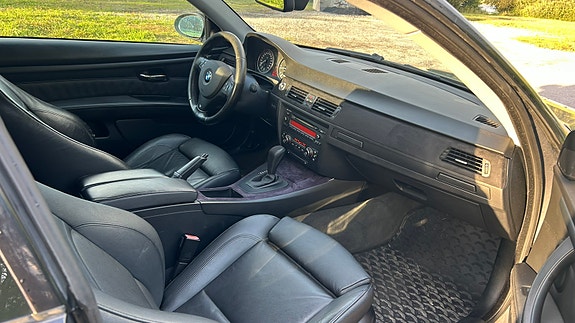 BMW 325d 6 of 8