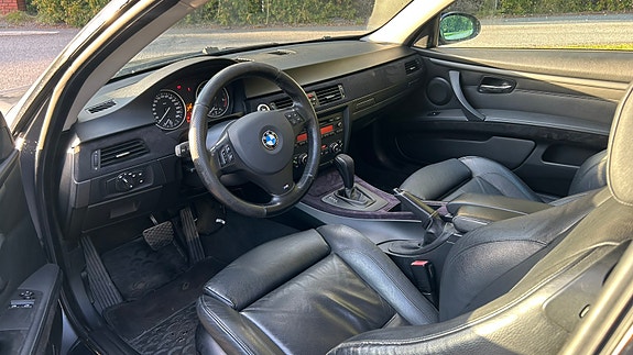 BMW 325d 5 of 8