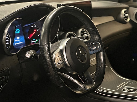 Mercedes-Benz GLC300 de 10 of 24