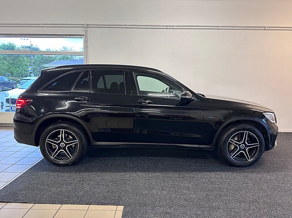 Mercedes-Benz GLC300 de 6 of 24