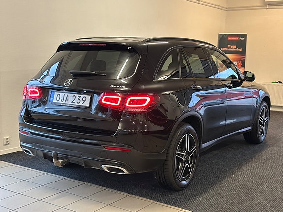 Mercedes-Benz GLC300 de 5 of 24