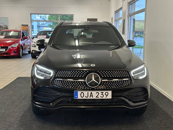 Mercedes-Benz GLC300 de 2 of 24