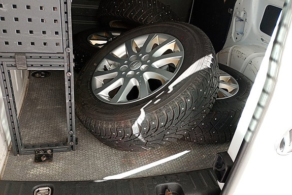 Volkswagen Caddy 5 of 8