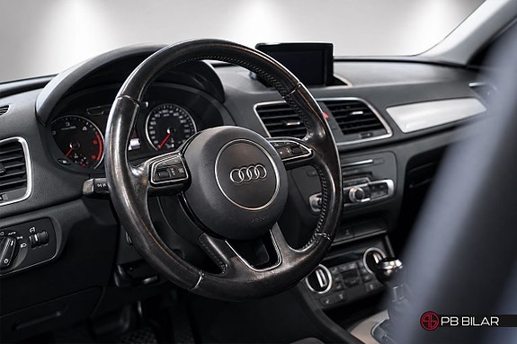 Audi Q3 8 of 24