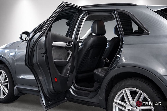 Audi Q3 10 of 24