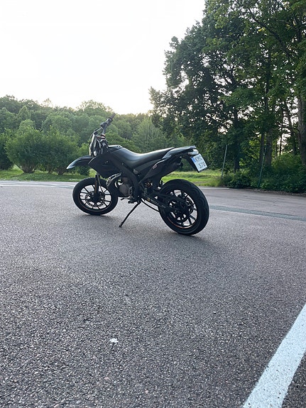 Derbi Senda DRD X-TREME SM 2 of 3