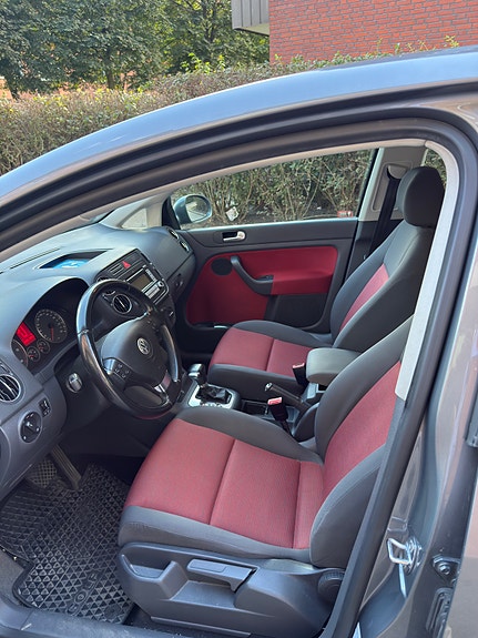 Volkswagen Golf Plus 4 of 11