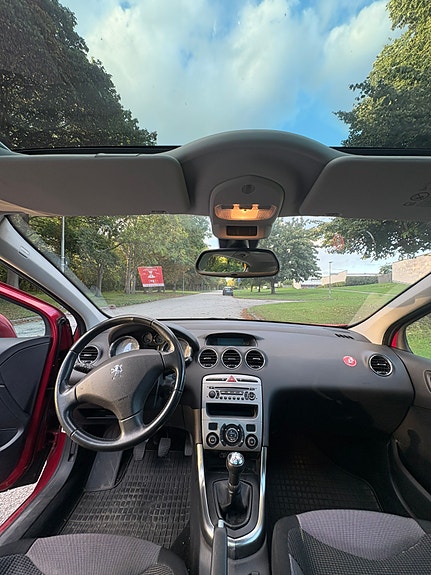 Peugeot 308 6 of 7