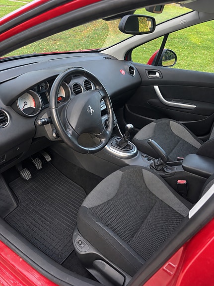 Peugeot 308 5 of 7