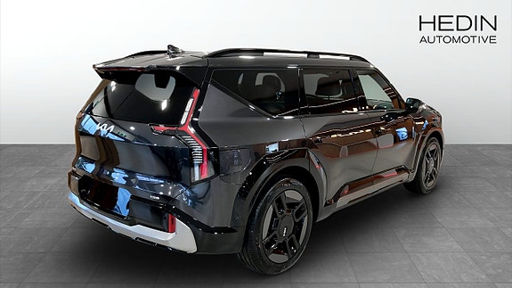 Kia EV9 2 of 13