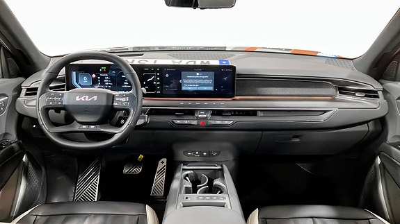 Kia EV9 4 of 13