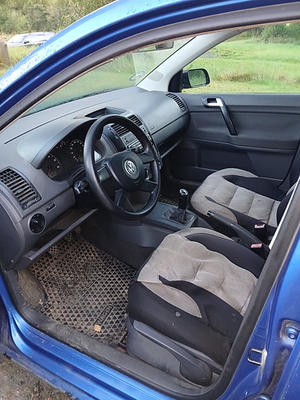 Volkswagen Polo 2 of 2