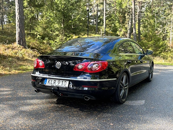 Volkswagen Passat CC 3 of 18