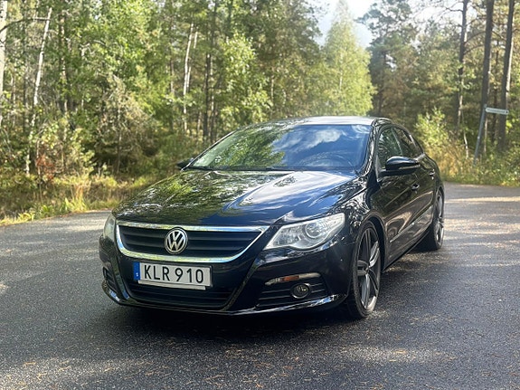 Volkswagen Passat CC 8 of 18