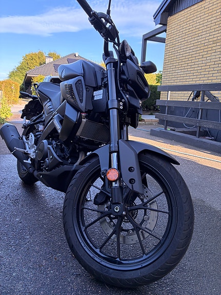 Yamaha MT-125 5 of 8