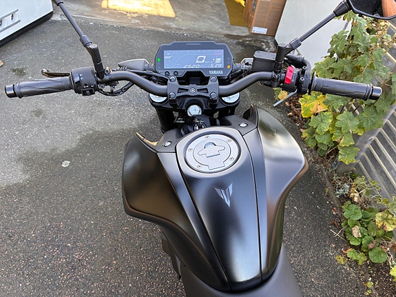Yamaha MT-125 8 of 8