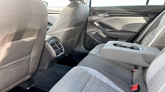 Skoda Superb 11 of 13