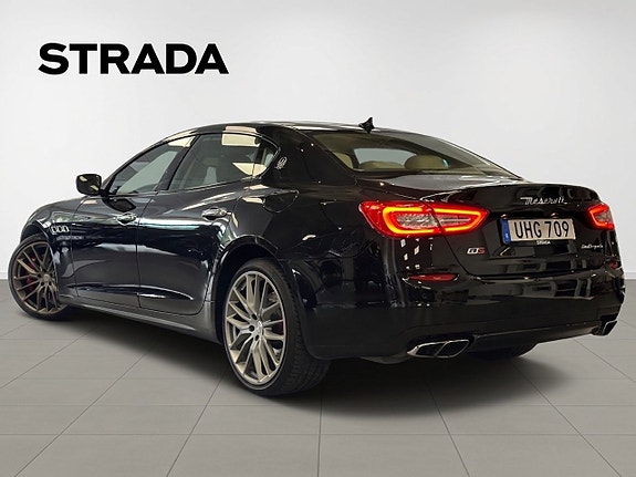 Maserati Quattroporte 6 of 17