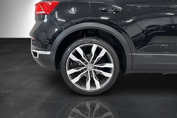 Volkswagen T-Roc 5 of 25