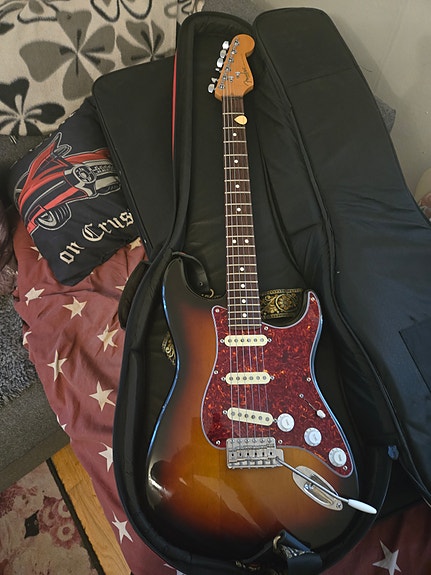Fender Stratocaster elgitarr sunburst