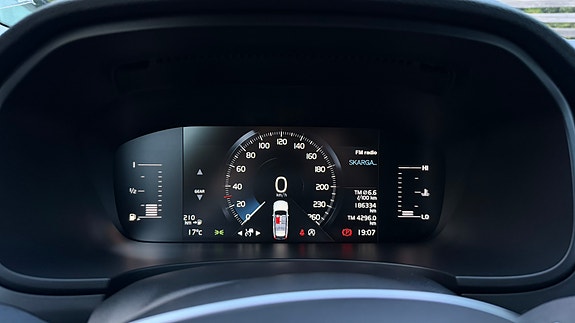Volvo V90 5 of 12