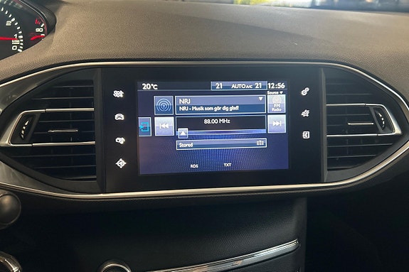 Peugeot 308 SW 21 of 22