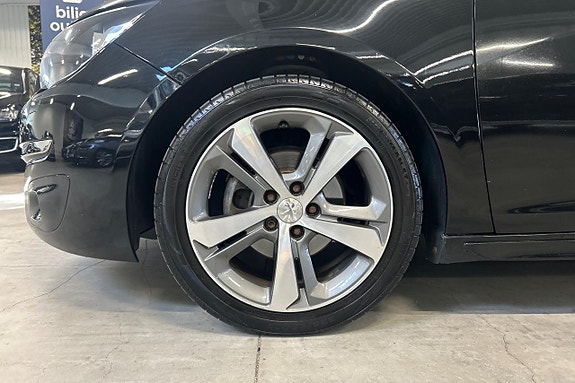 Peugeot 308 SW 11 of 22