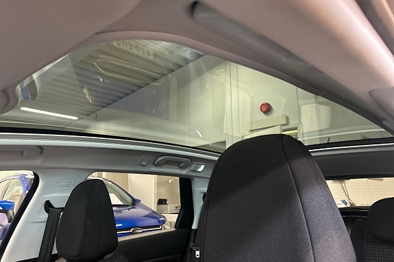 Peugeot 308 SW 18 of 22
