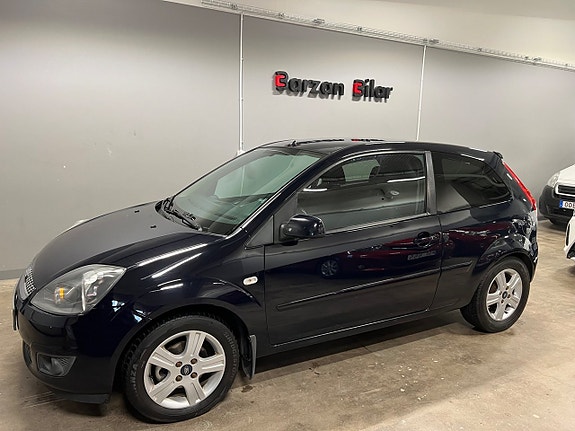 Ford Fiesta 10 of 14