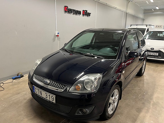 Ford Fiesta 3 of 14