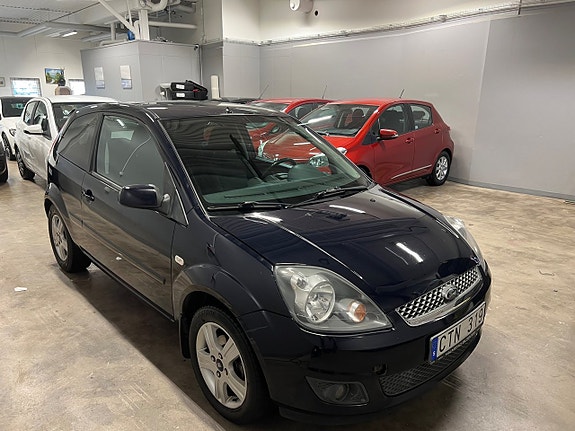Ford Fiesta 5 of 14