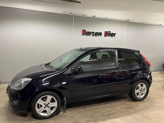 Ford Fiesta 9 of 14