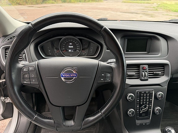 Volvo V40 15 of 20