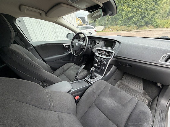 Volvo V40 19 of 20