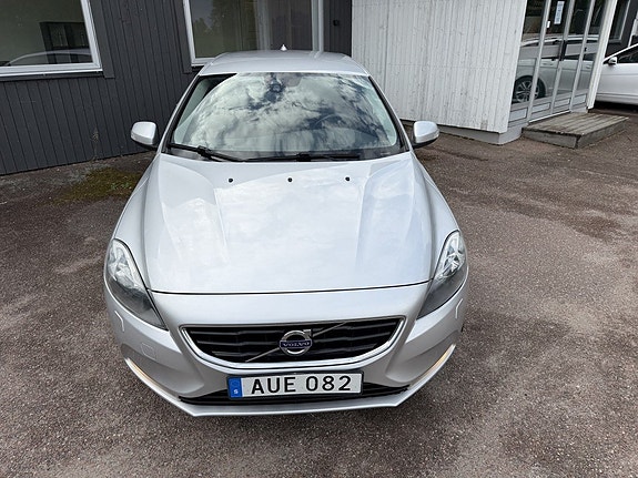 Volvo V40 5 of 20