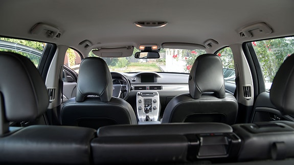 Volvo V70 6 of 7
