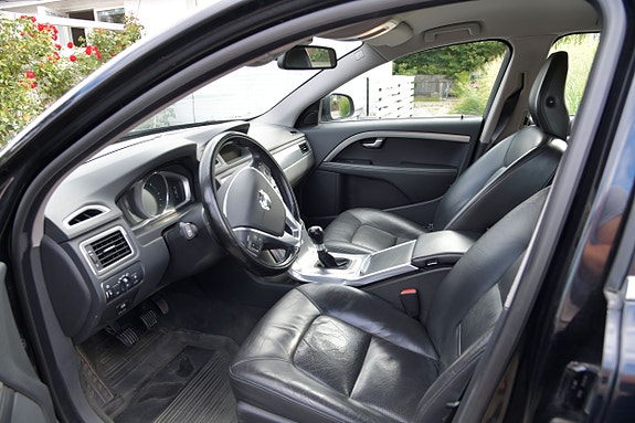 Volvo V70 4 of 7