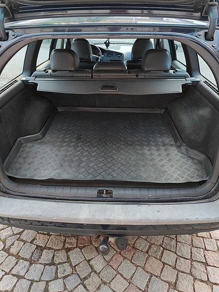 Volvo V70 8 of 8