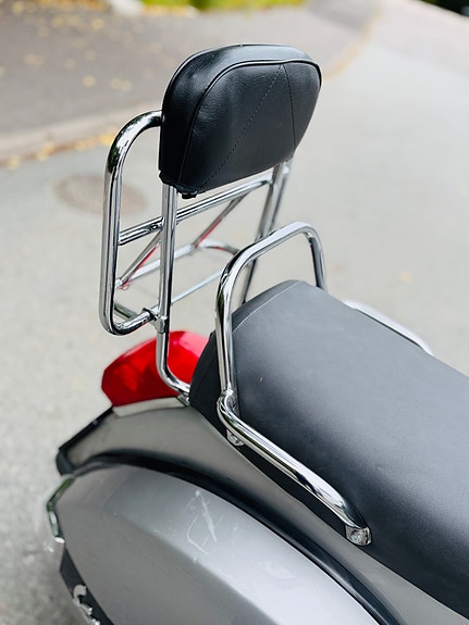 Piaggio Vespa PX 125 E 14 of 14