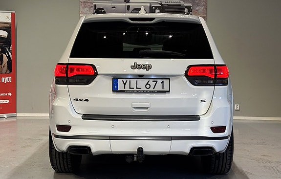 Jeep Grand Cherokee 30 of 30
